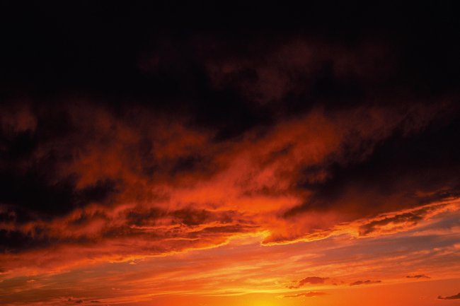 天空 云彩 夕阳 黄昏 黄昏日落 太阳 夕阳西下 云 霞光 傍晚 下午