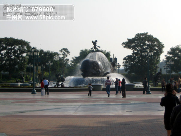 香港迪斯尼入口米奇雕塑高清图片免费下载_jp