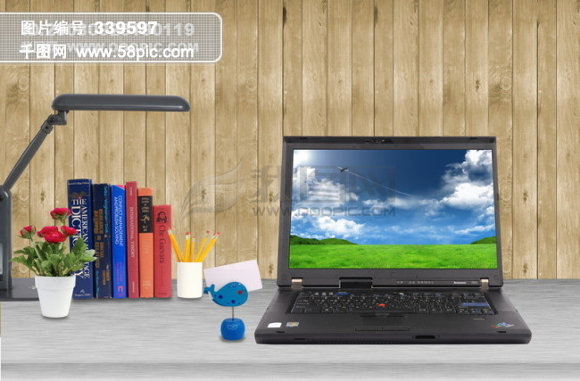 蓝天白云 飞机 电脑 笔记本 书 台灯 窗纱 灵感 享